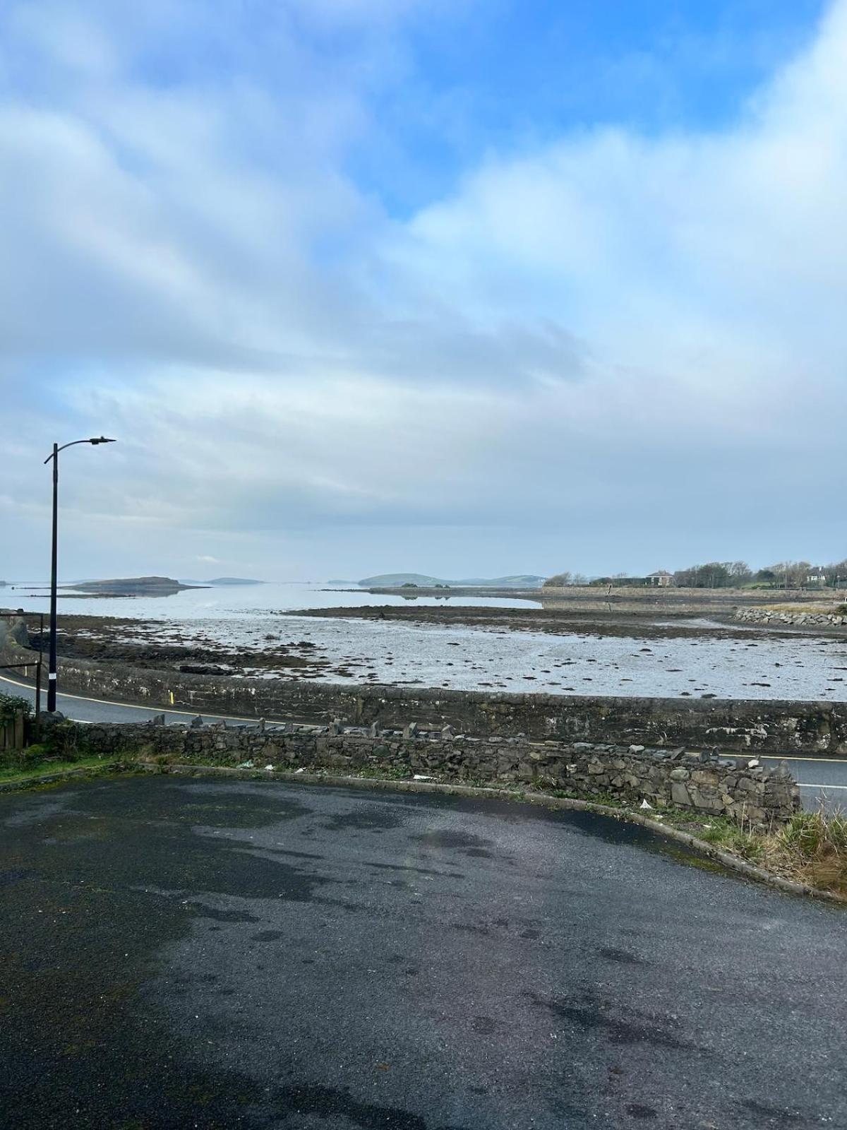 Holiday home Seafront Amazing Seaview 3 Double Bedrooms *