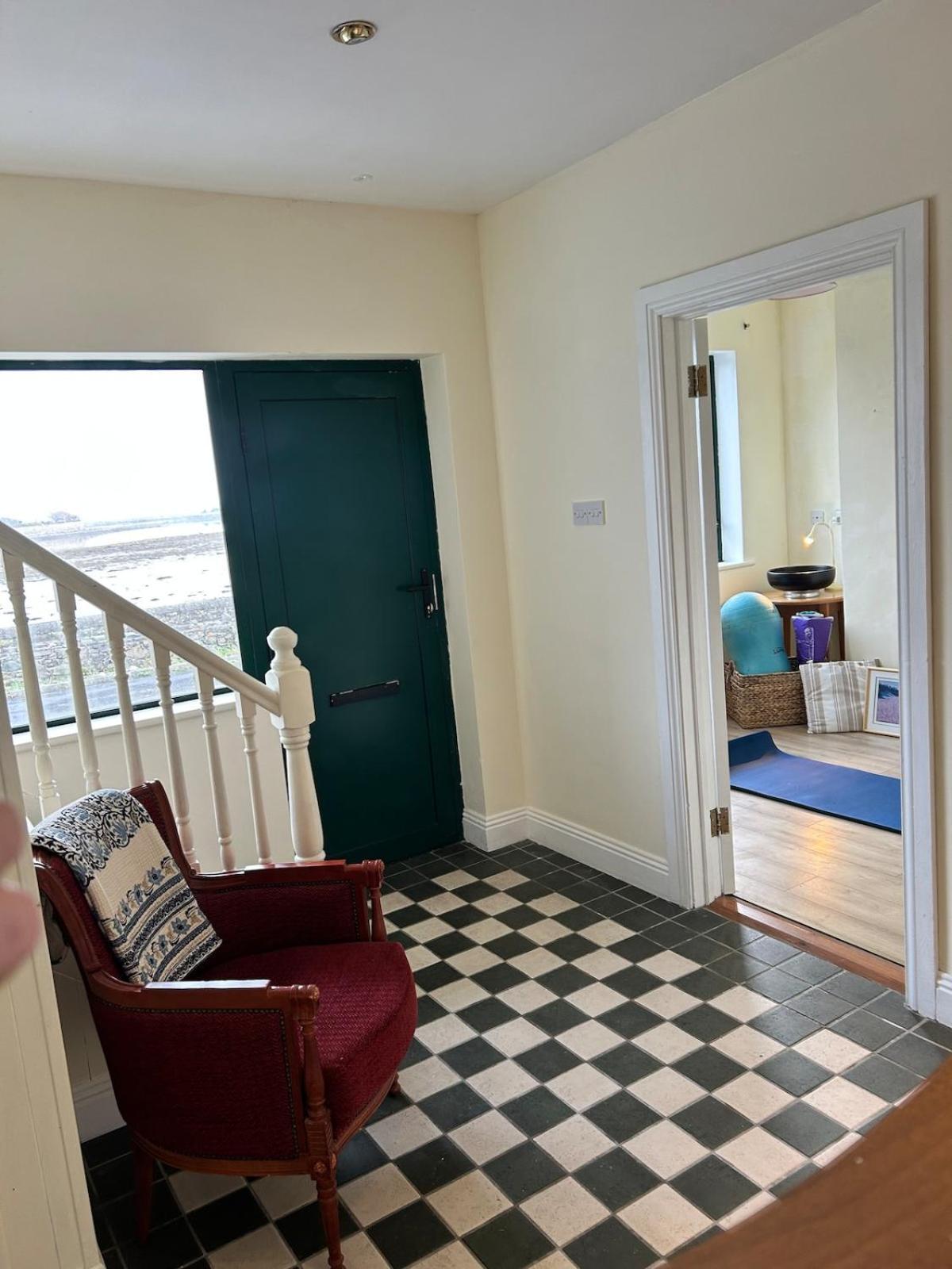 Holiday home Seafront Amazing Seaview 3 Double Bedrooms Westport